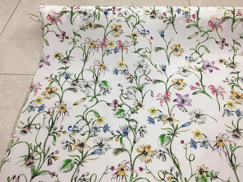 1 meter 100% Mulberry Silk 16 momme Crepe Silk Fabric White with Floral Printed 138cm 54\