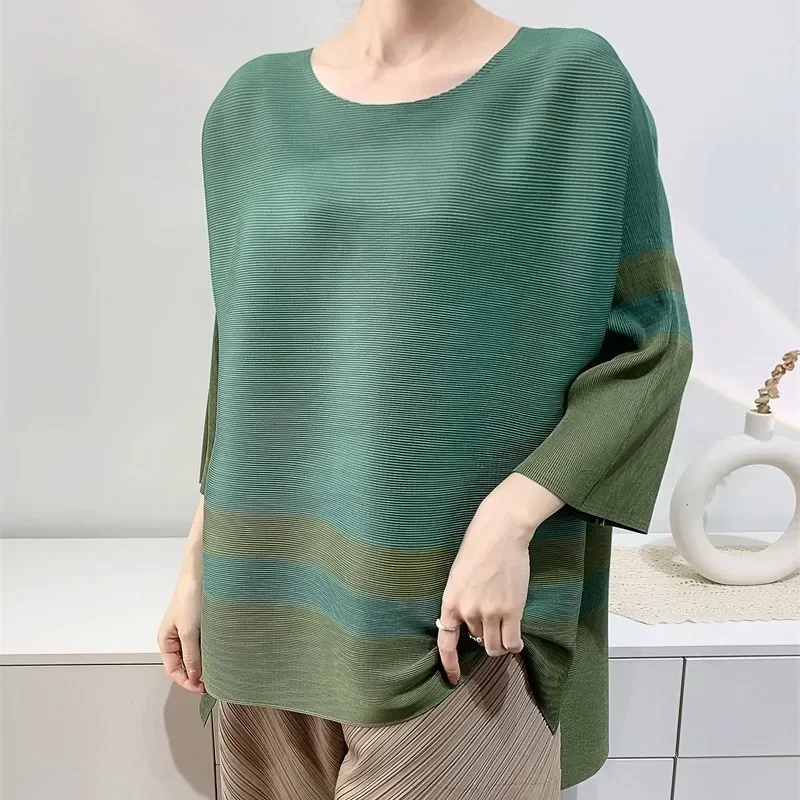 Miyake Pleated Fashion Women's Tops Female Color Blocking Printing T-shirt Irregular Toothpick Pleated Clothes 2024 Summer New