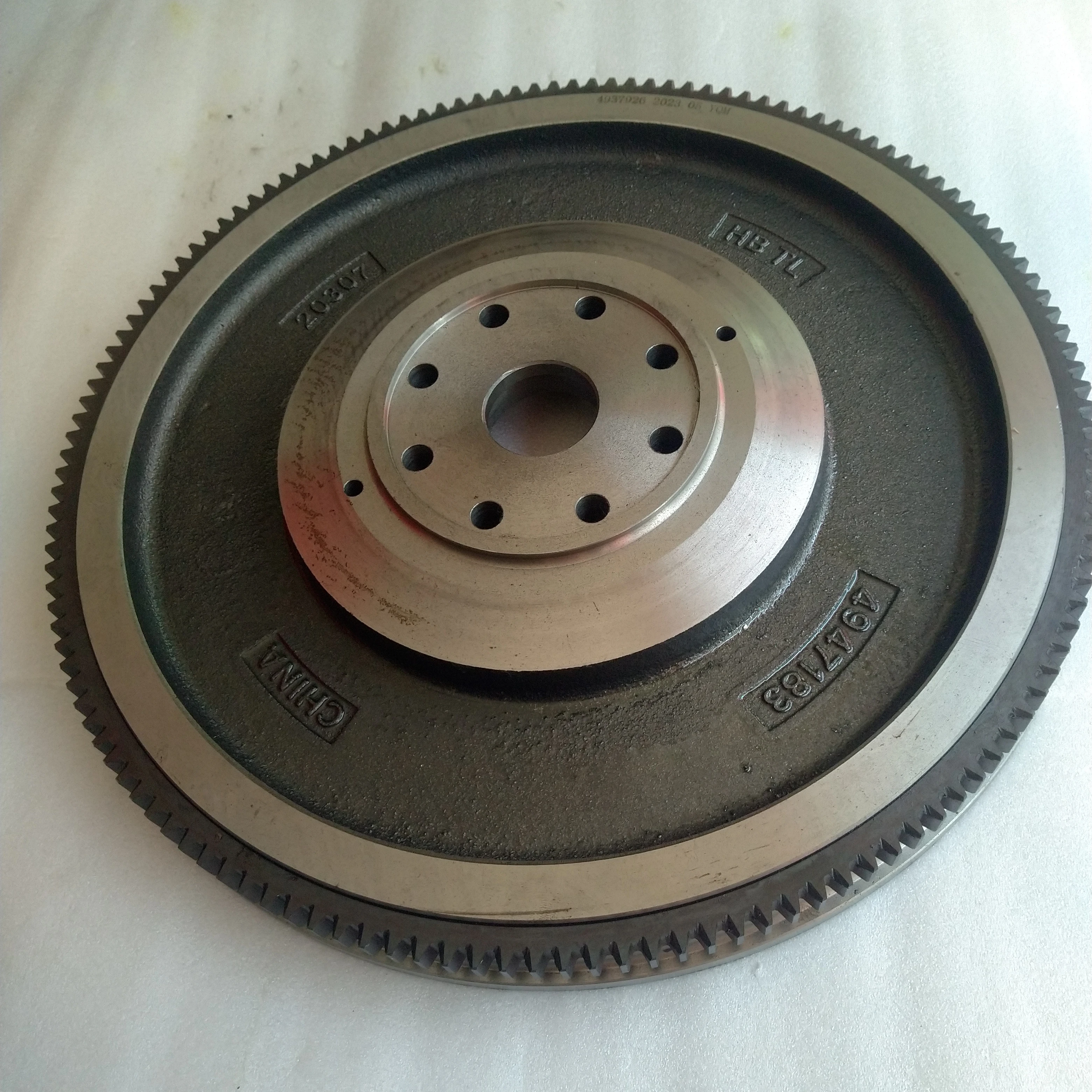 

Flywheel Assembly 4937926 5264583 4947183 3908546 For ISDE 4BT 6BT 6CT Engine Parts