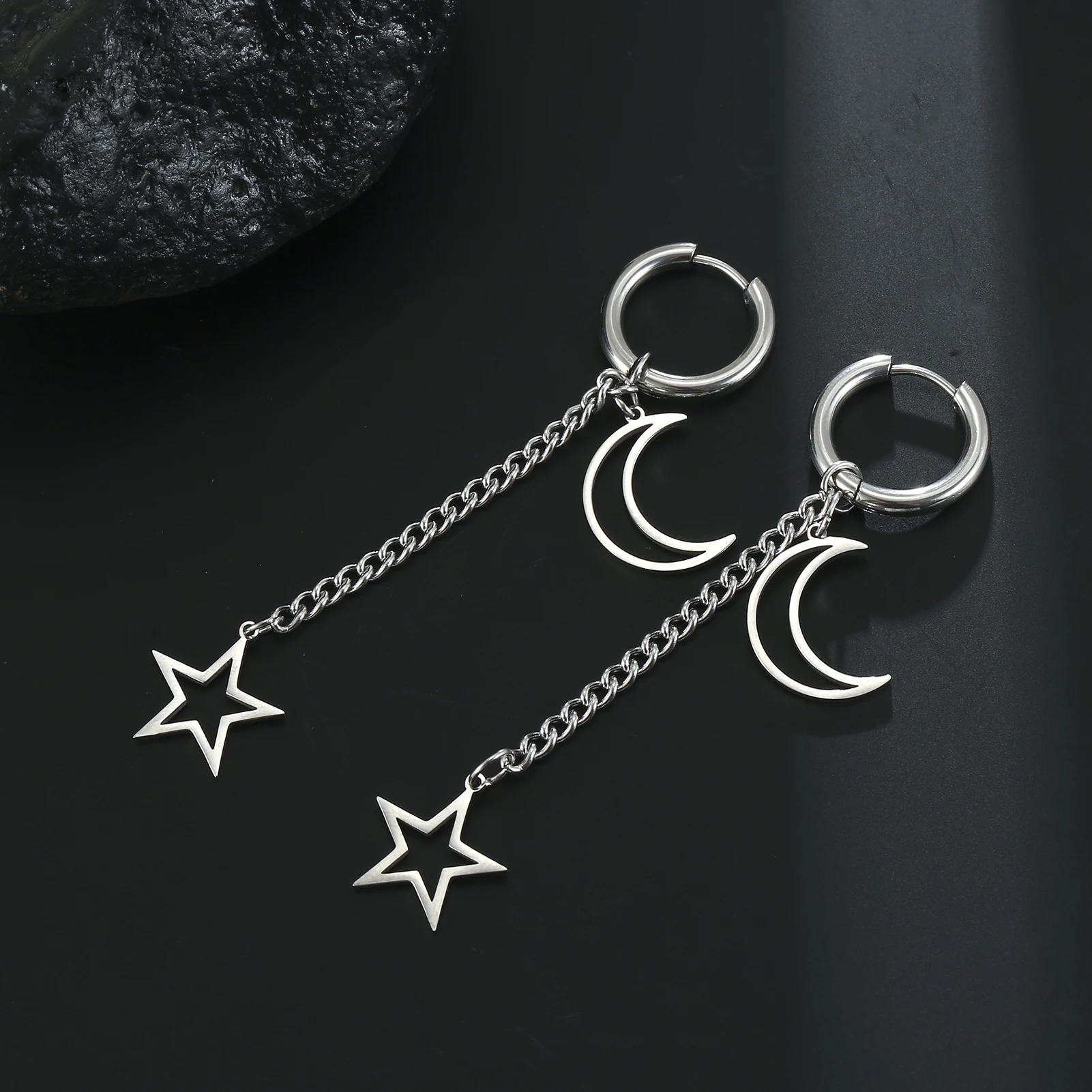 Kkjoy Edelstahl Neue Design Kette Hoop Ohrring Für Frauen Hohl Solide Stern Mond Anhänger Knorpel Ohrring Piercing Schmuck – Detail 25