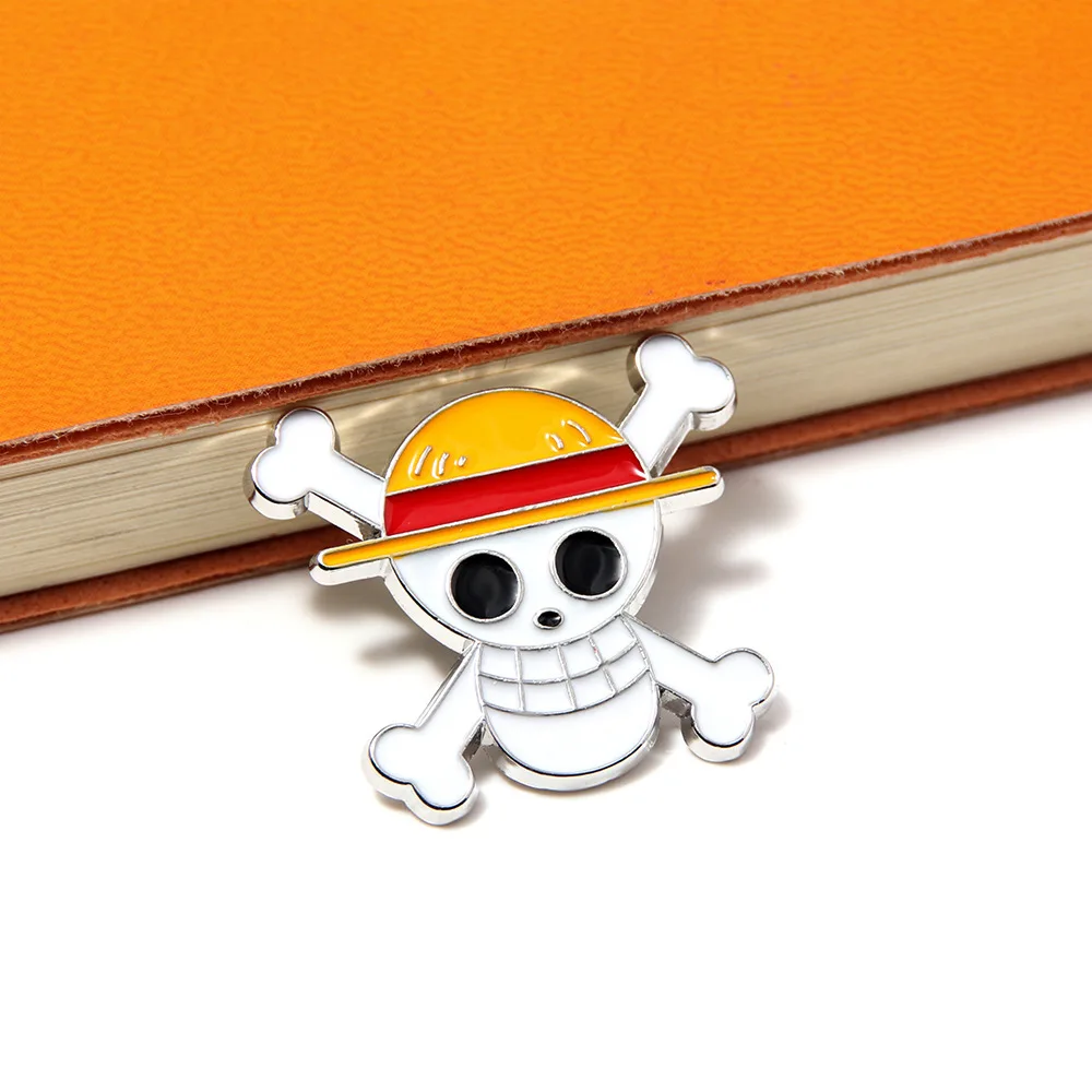 Cartoon Monkey D. Luffy Brooch Creative Skeleton Anime Metal Badge Backpack Lapel Pin Cosplay Accessories Badge Jewelry Gift