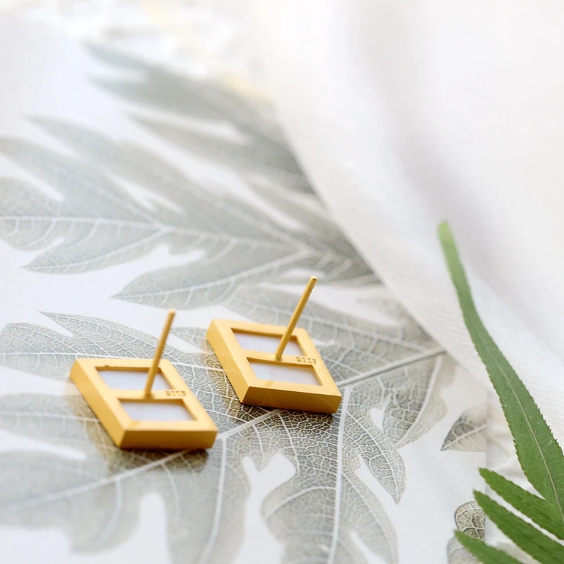 Natural Beauty 925 Sterling Silver Earring Inlaid Natural Abalone and White Shell 18K Gold Plated Square Earring Jewelry Gift