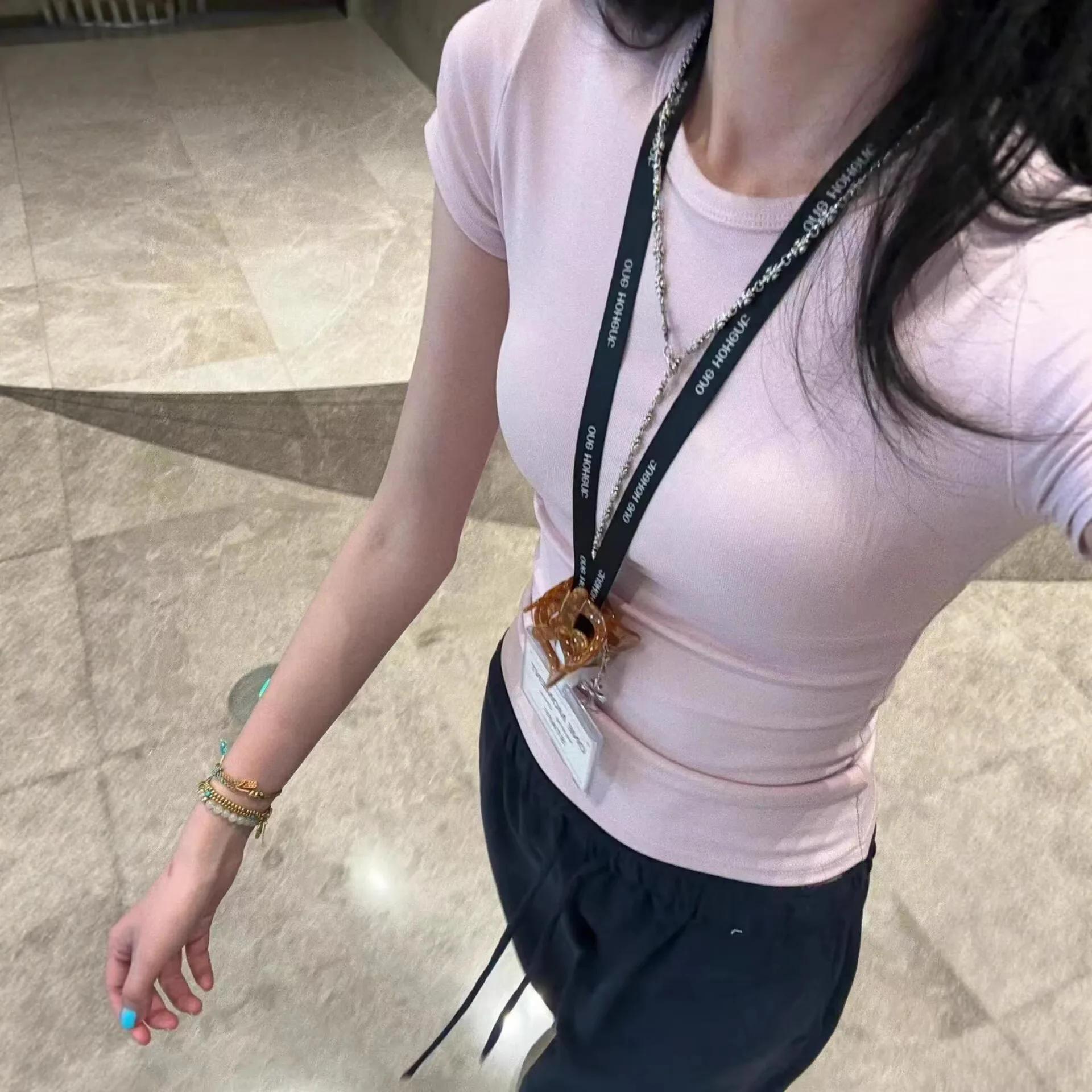 Women's Short Sleeves Pink Slim-fitting Short-sleeved T-shirt Women's Waist Front Shoulder Top Tight Inner Bottoming Shirt Sprin