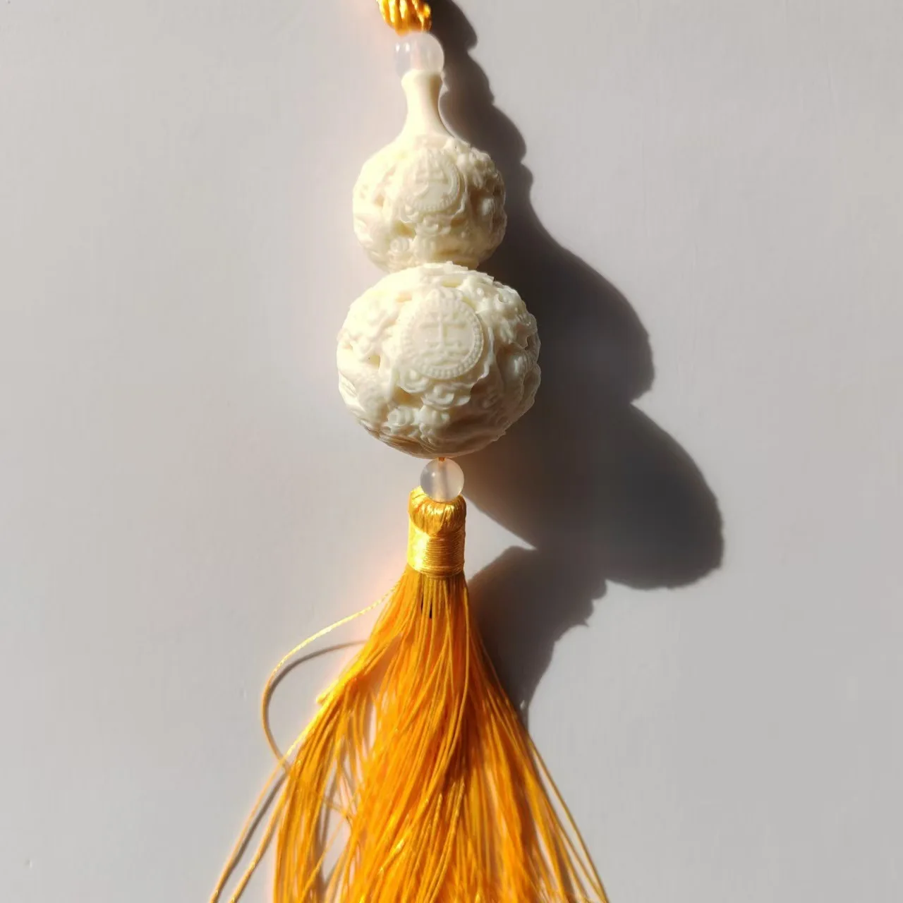Ivory Nut Multi Style Car Pendant Cloud Gourd Guan Yu Amulet Wenwan Hand Piece Car Key Hanging Decor Accessory Gift