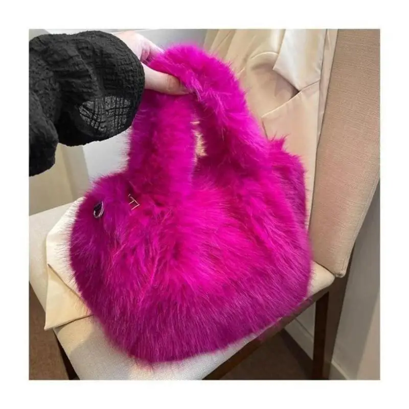 

1 Pcs New Ladies Crossbody Large-capacity Plush Bag Handbag Imitation Fur Women's New Banquet Party Handbags Cute Bucket Bag