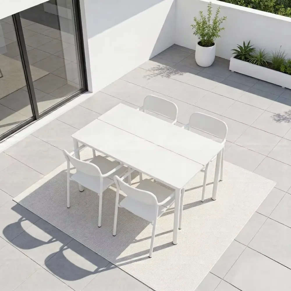

Deluxe Minimalist Durable Comfortable 4-Person Outdoor Dining Table in Aluminum