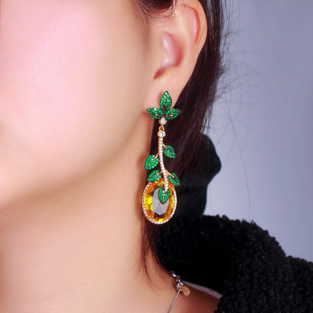 European and American Retro Style, Elaborate Yellow Gemstone and Green Leaf Exaggerated Long Earrings, Unique Court-Style Earrings, Valentine's Day, Mother's Day, Party, Back-To-School Gift, Graduation Gift, Birthday Gift