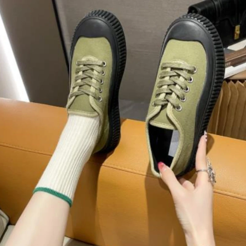 Zapatos informales de lona con cordones para mujer, calzado cómodo con suela gruesa y punta redonda, a la moda, novedad de verano, 2022