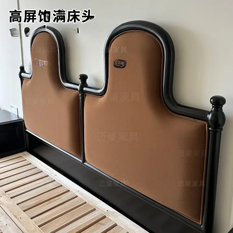 Cama de madeira maciça preta