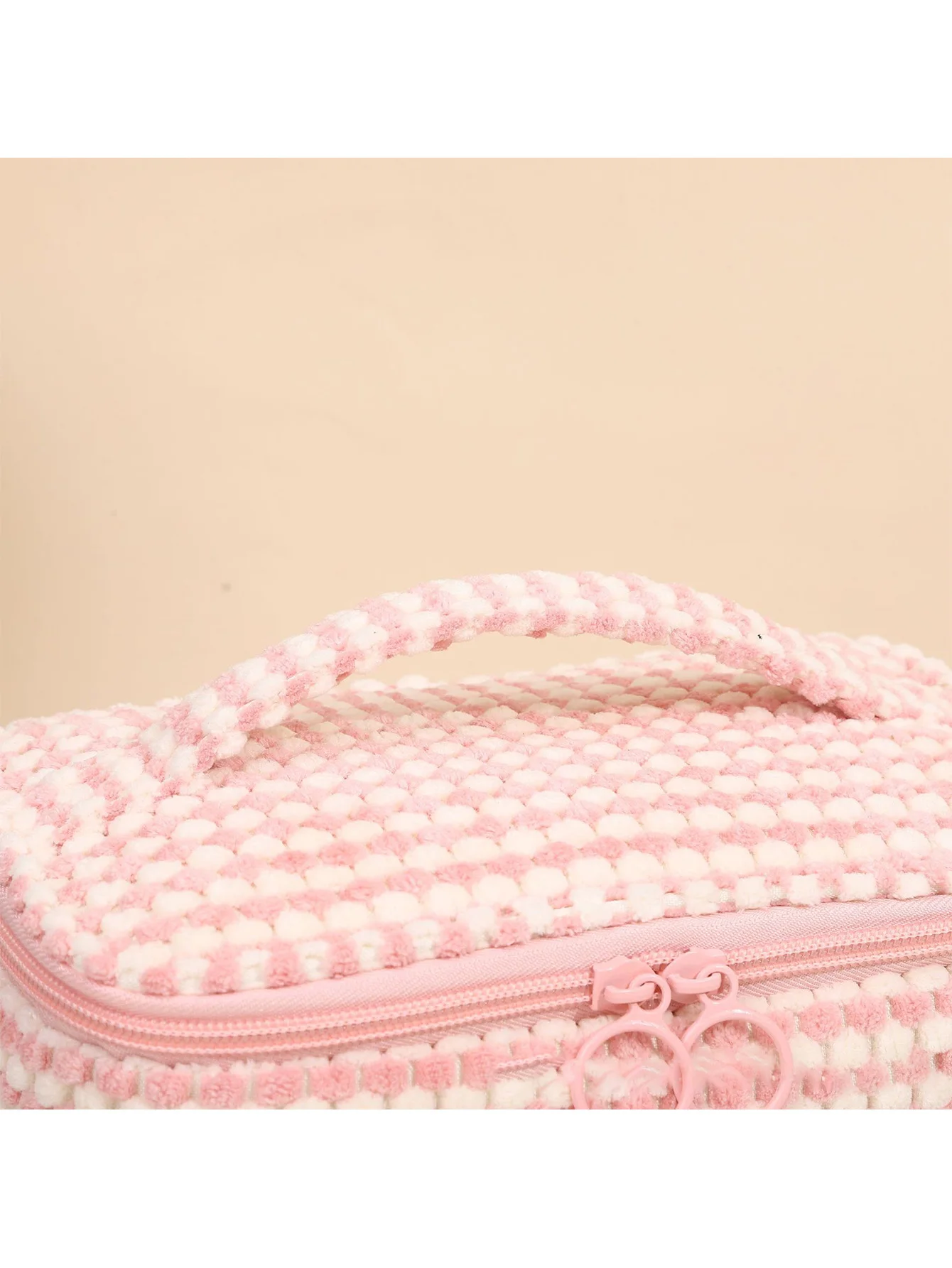 Women\'s Plush Make Up Bags Plaid Zipper Cosmetic Case Portable Cosmetic Organizer Storage Pouch