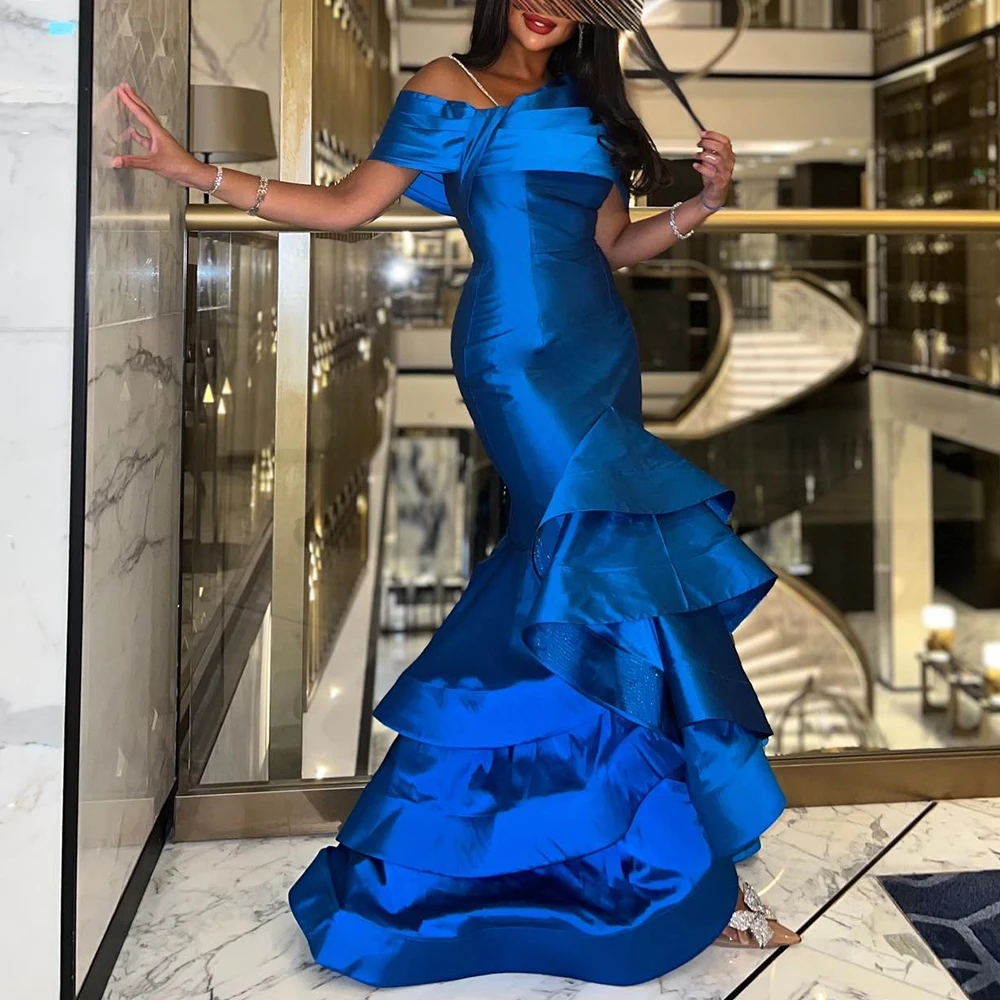 

Exquisite Tiered Ruffles Boat Neck Floor Length Mermaid Evening Dress Satin Off the Shoulder Sweep Train Vestido De Festa