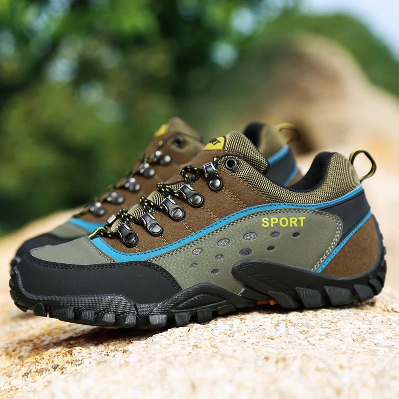 

Outdoor Couple Trekking Shoes Men Waterproof Hiking Shoes Mountain Boots Genuine Leather Woodland Hunting Tactical Boots for Men