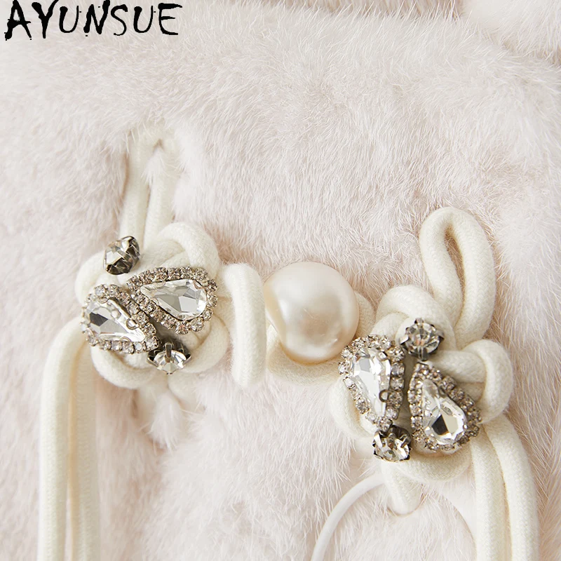 AYUNSUE 本物の毛皮のコート女性服天然女性ミンクレディースコート暖かい冬ジャケット 2025 新しいアウターウェア Шуба Женская