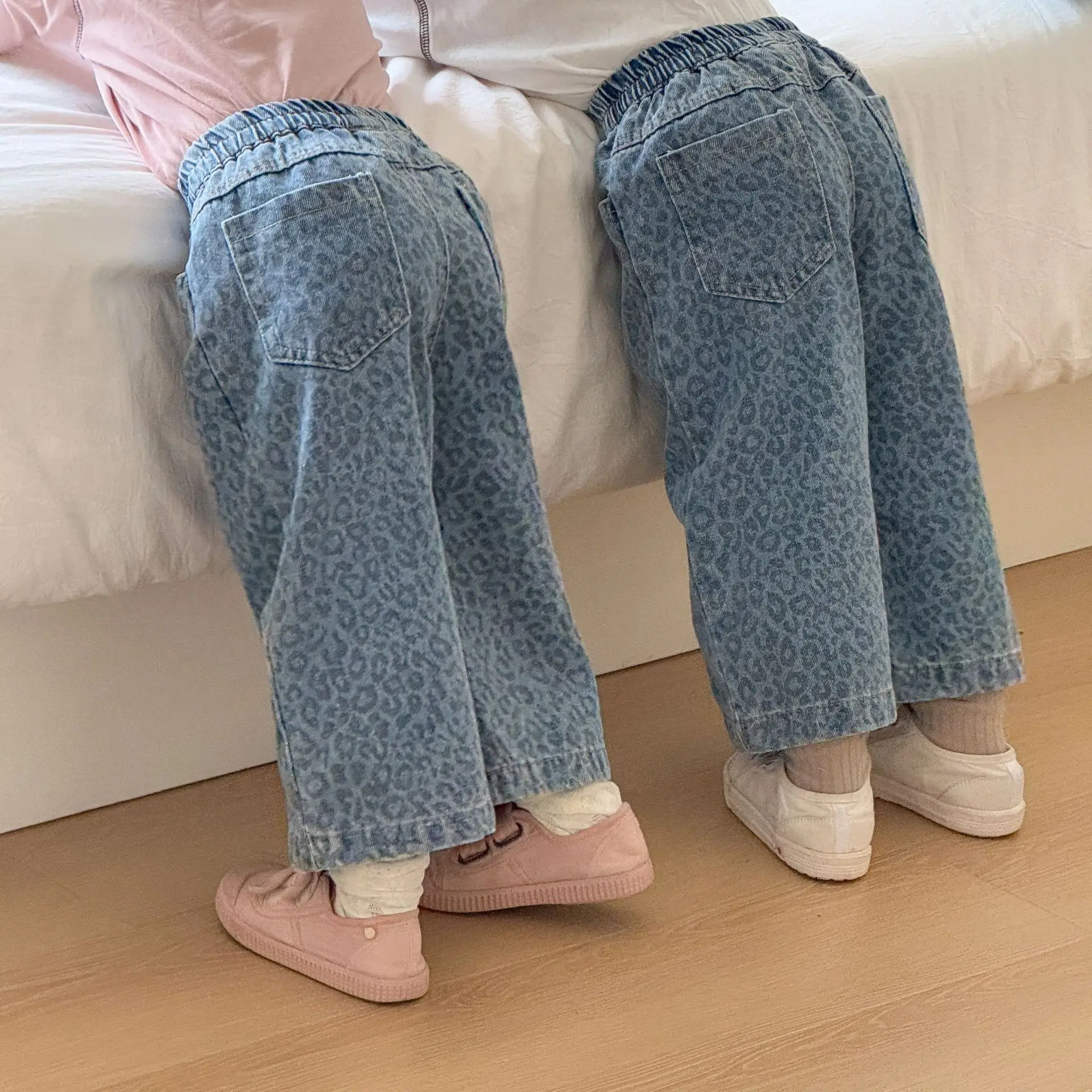 Pants 2026 Spring and Autumn New Children's Wear Korean Style Boys and Girls Foreign Casual Leopard Print Denim Wide Leg Pants