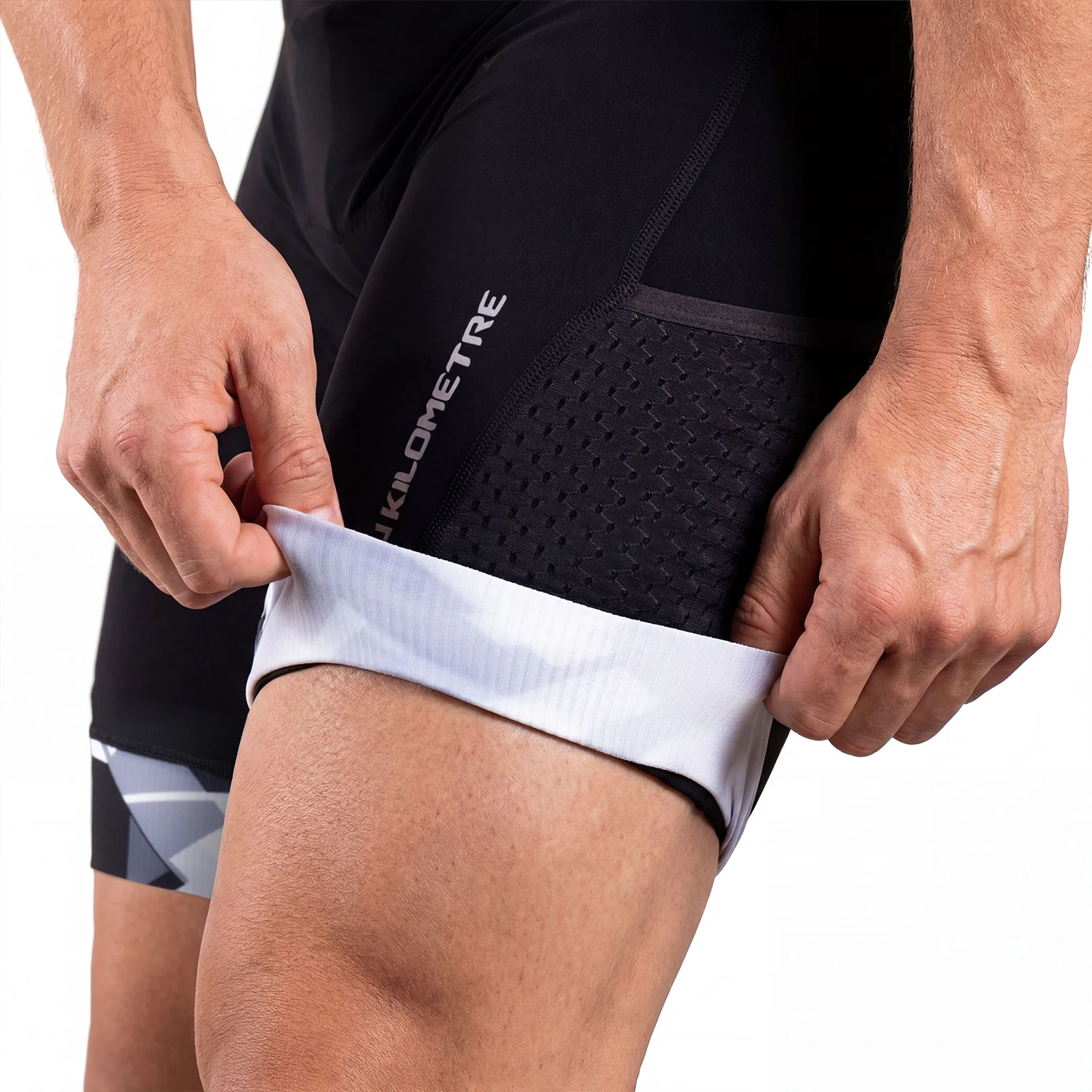 Men's Tri Shorts Quick Dry Compression Triathlon Cycling Shorts with Pad Side Pockets Swim Bike Run MY KILOMETRE