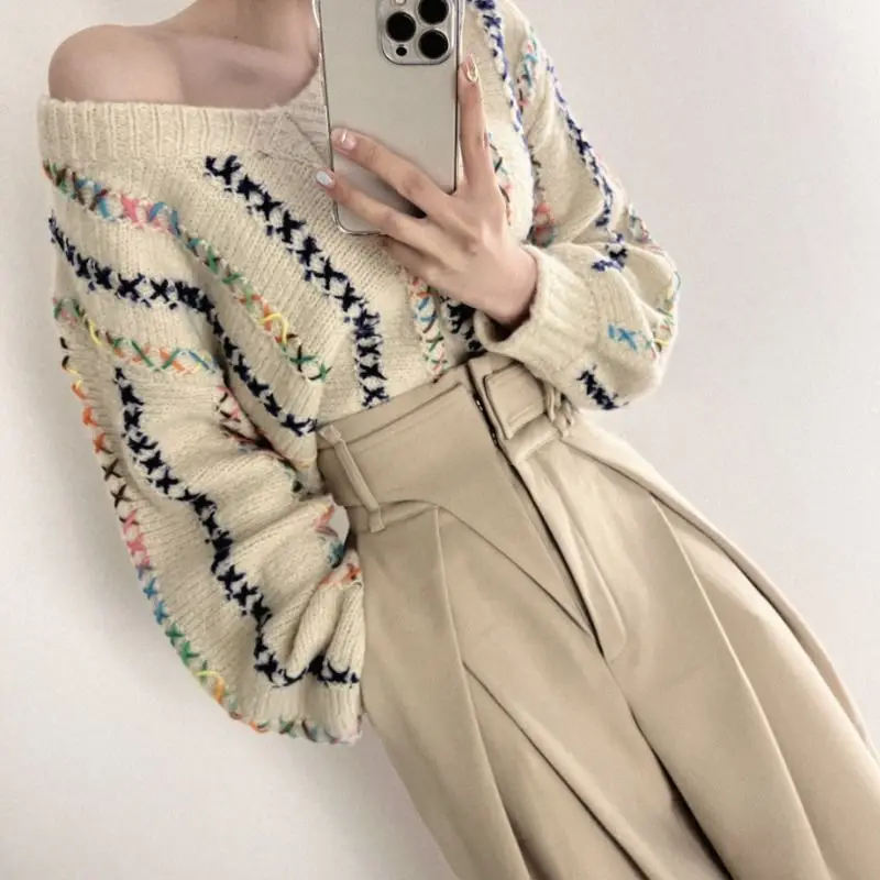 2025 Autunno e Inverno Moda Nuove donne Elegante felpa con cappuccio lavorata a maglia Tie Tintura Colore Retro Caldo maglione a maniche lunghe Maglione