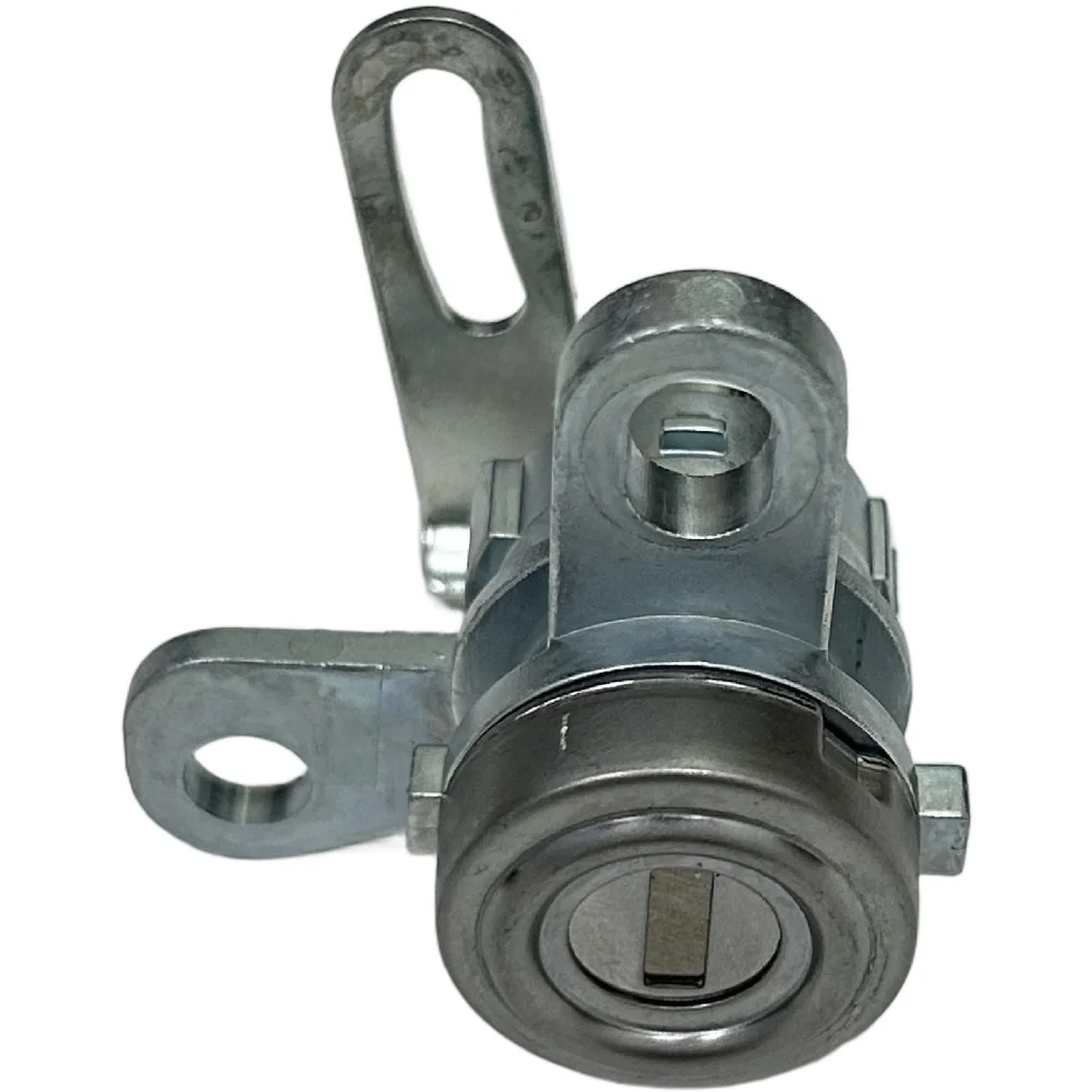 

Замена цилиндра замка автомобиля. Обслуживание автомобиля. Цельный набор. Прямая посадка. Простая установка. Номер детали OE.