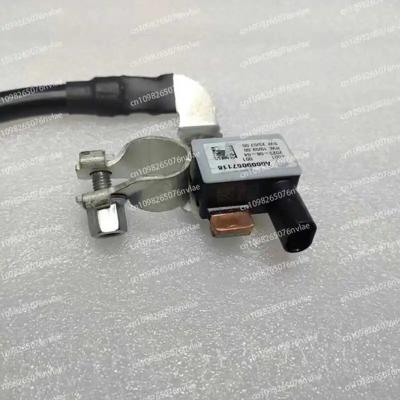 

Подходит для датчика запуска и остановки автомобильного аккумулятора Mercedes-Benz Датчик запуска и остановки потока аккумулятора A 0009057118