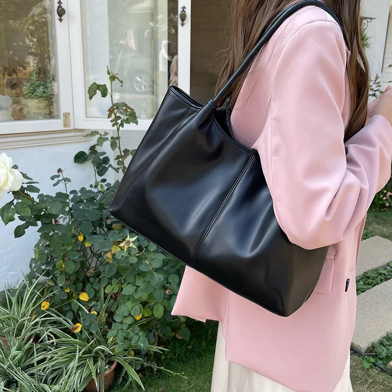 Fashion Women Handbag PU Leather female Shoulder bag bolsa luxury design big Totes Black Large capacity commuter Office bag