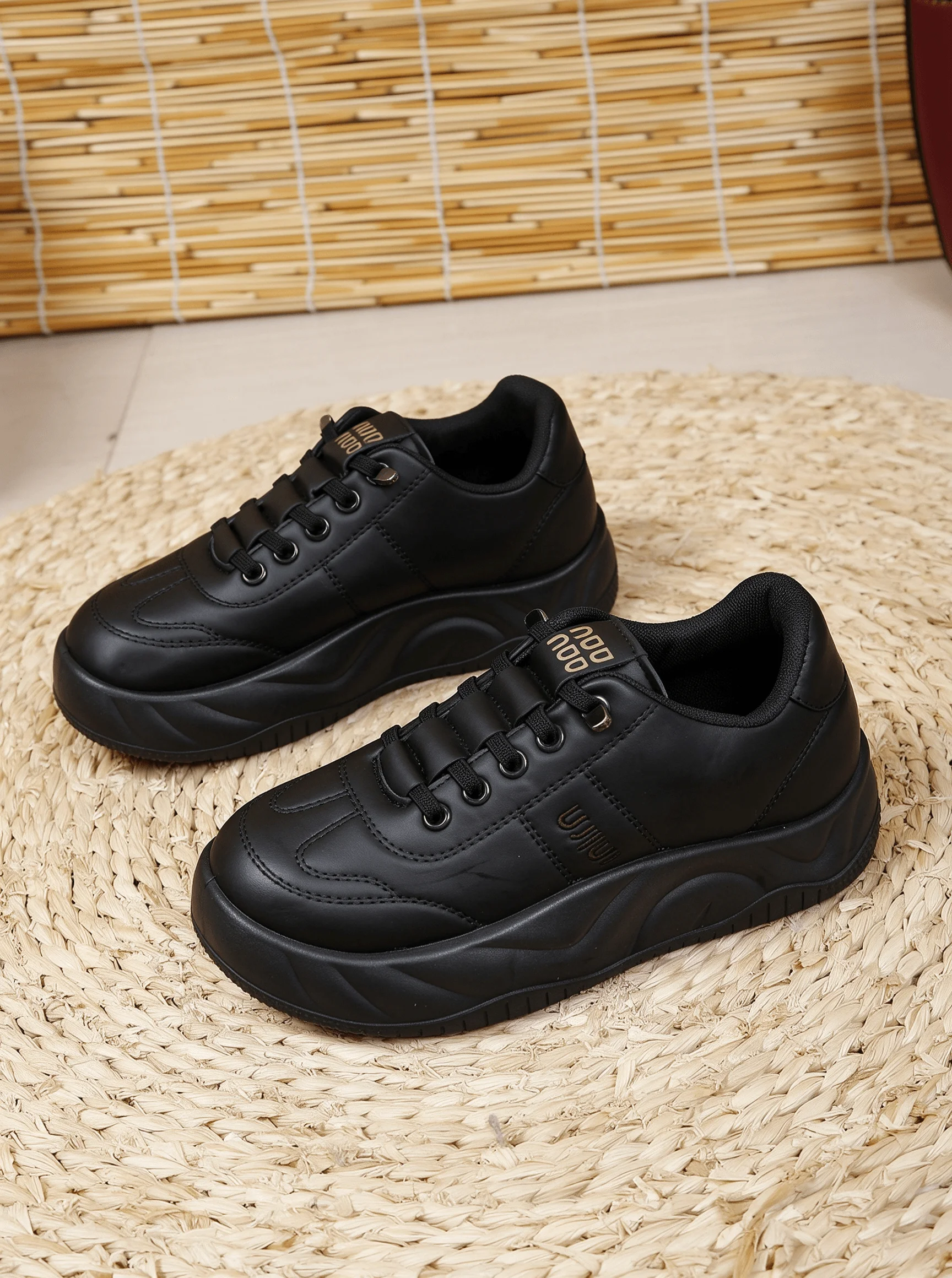 Damen-Plateau-Sneaker - Dicksohlige, einteilige, zum Überziehen und Schnüren geeignete Freizeitschuhe - Modische und vielseitige Laufschuhe – Detail 7