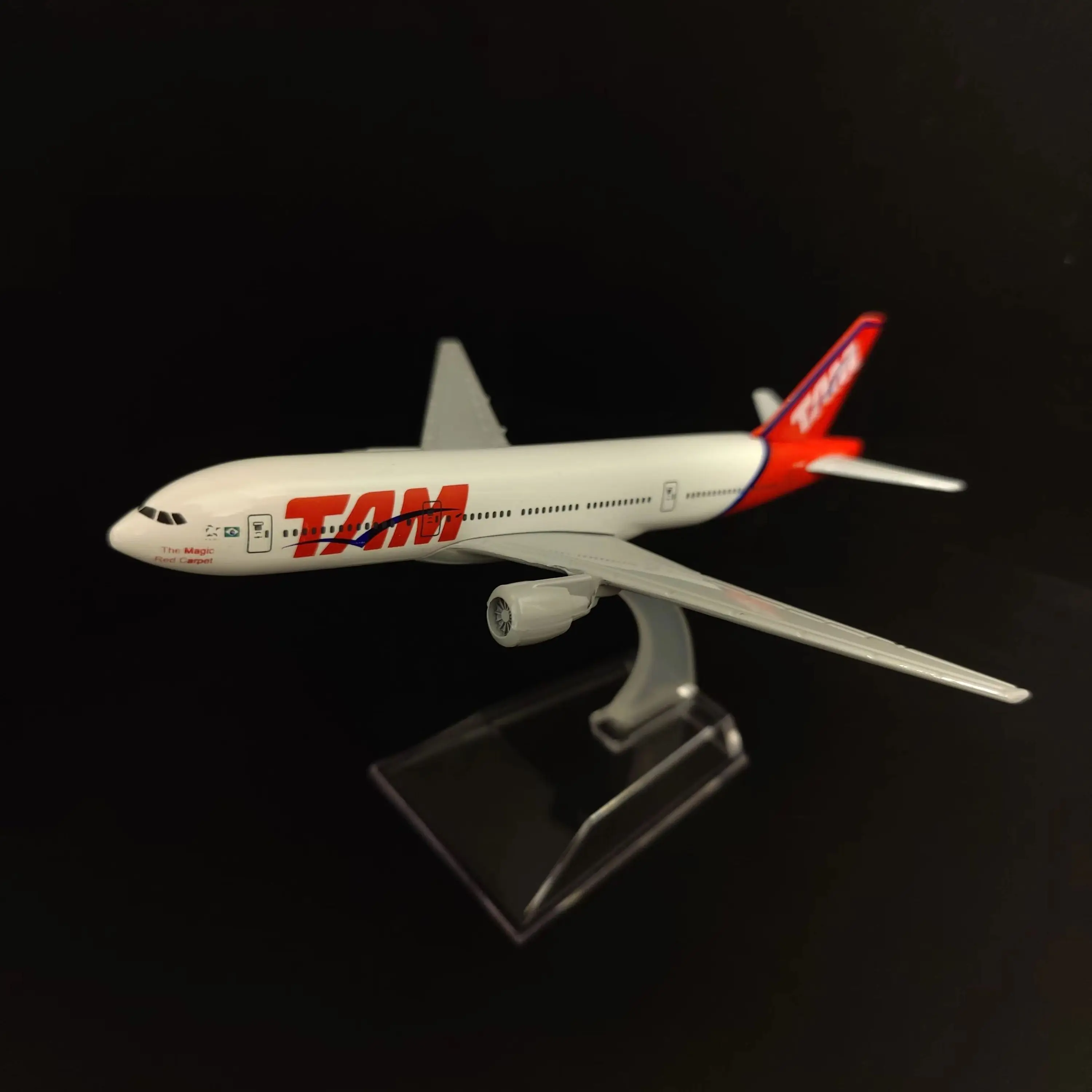 Scale 1:400 Metal Aircraft Replica 15cm TAM B777 Boeing Airbus Airplane Diecast Model Kids Room Decor Gift Toys for Boy