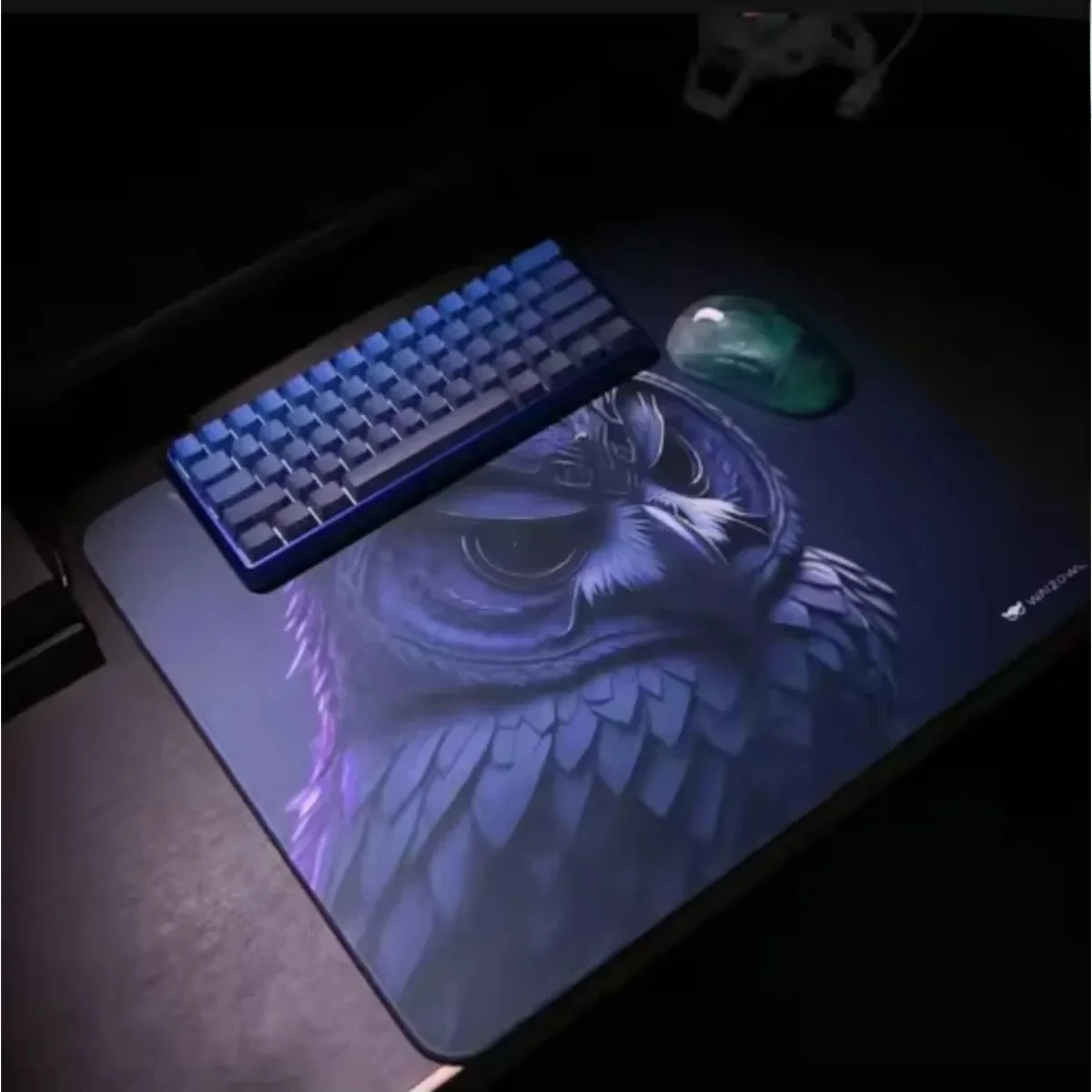 WAIZOWL Falcon Gaming Mousepad PU Foam Base Granular Sensation Non Slip Neutral Surface Mouse Pad For E Sports Gamer Desktop Use