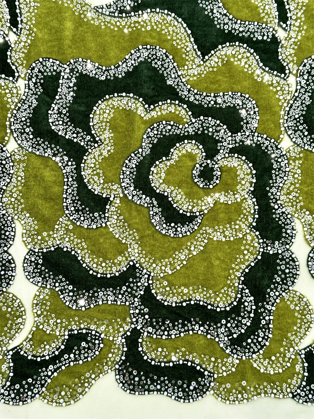 

Velvet Lace Fabric 5 Yards High Quality 2025 Beaded Lace Fabric Fashion Sequins African Laces Fabrics For Women Wedding Party
