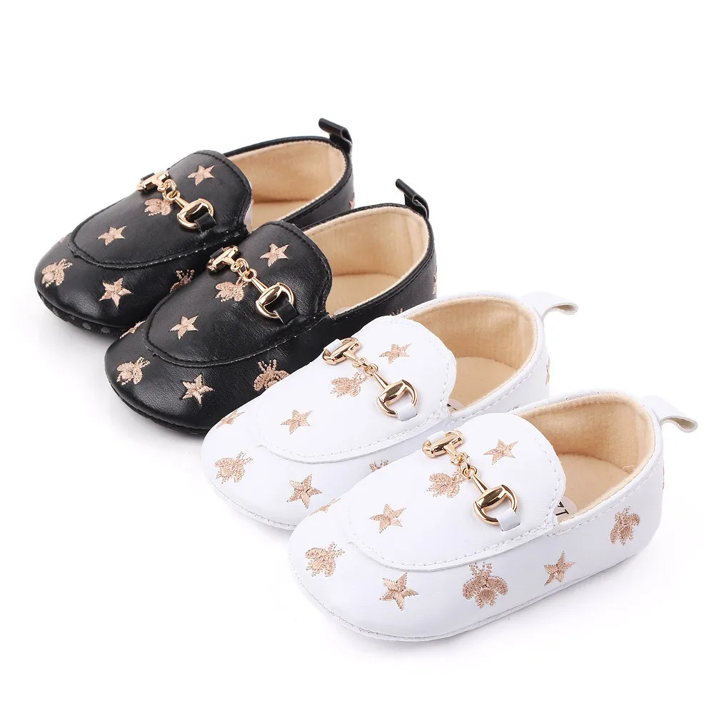 PU Leather Baby Shoes Embroidered Stars Christening Baptismal Moccasins Infant Boys Girls Slip-On Peas Shoes Walking Shoes 0-18M