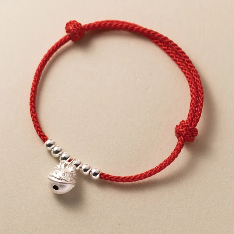 Chinese-style Zodiac Dragon Simple All-match Hand Rope Women's Handmade Woven Vintage Red Rope Pull-out Bracelet for Girlfriends