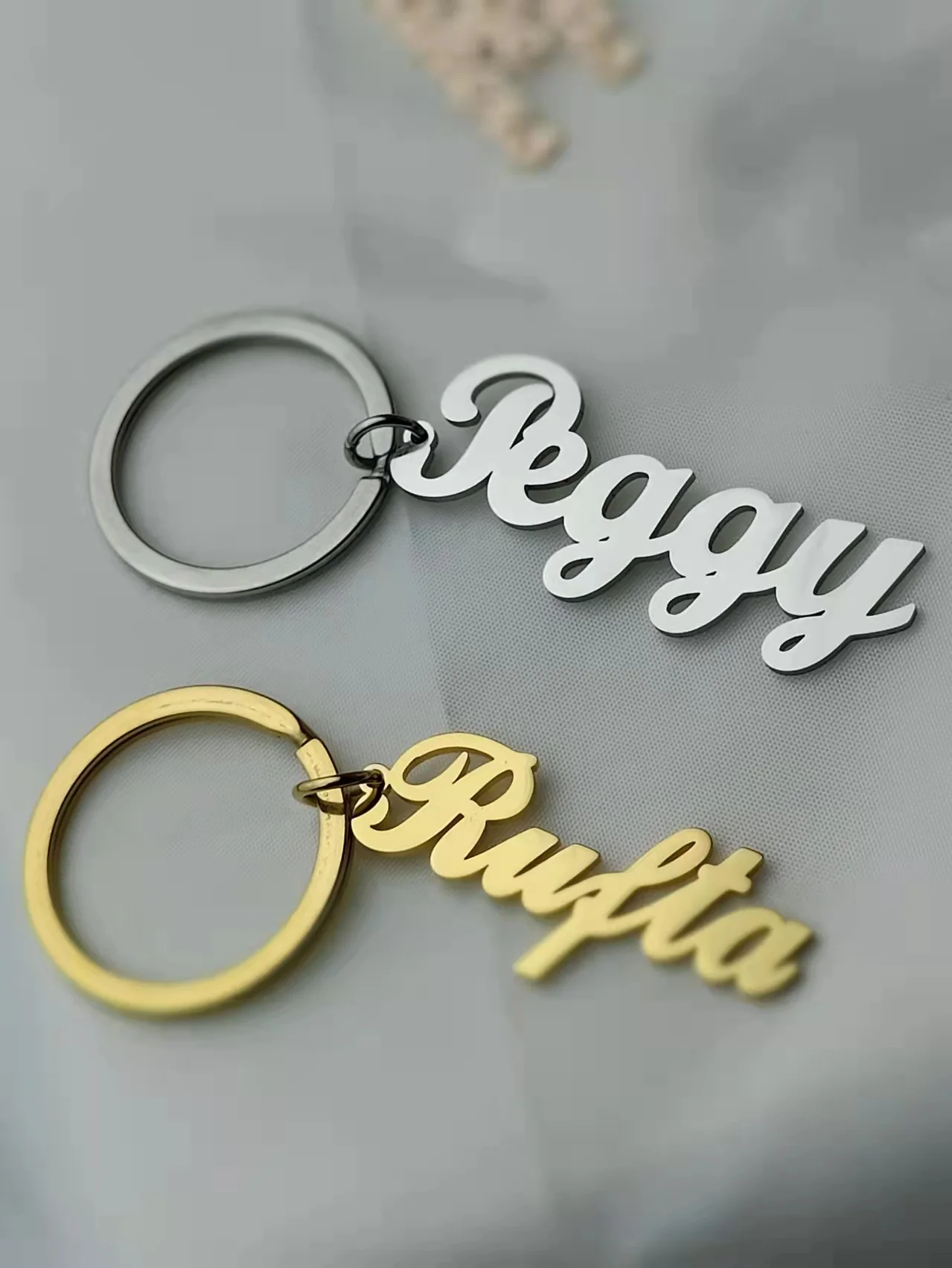 Custom Name Keychain Personalized Stainless Steel Pendant Keychains for Women Men Customized Nameplate Keyring Jewelry Gifts