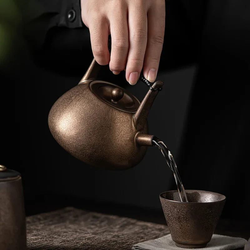 Chinese Style Gilding Iron Glaze Side Handle Pot, Handmade Retro Ceramic Kung Fu Tea, Small Size Household Single Making Device