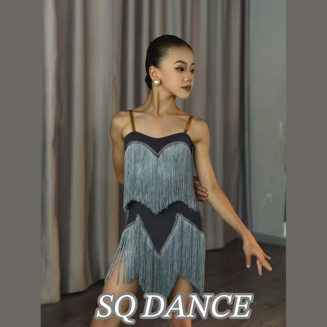 เด็กชุดเต้นรำละตินสาวสีเทาพู่ชุดแข่งขันเสื้อผ้าช่าช่าแซมบ้าเต้นรำเครื่องแต่งกาย DNV24507
