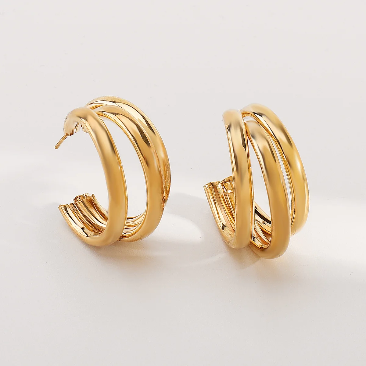 

ZAA New Trend C-Shape Earrings For Women Luxury Metal Personalized Jewelry Charm Prom Party Accessories Girl Gifts