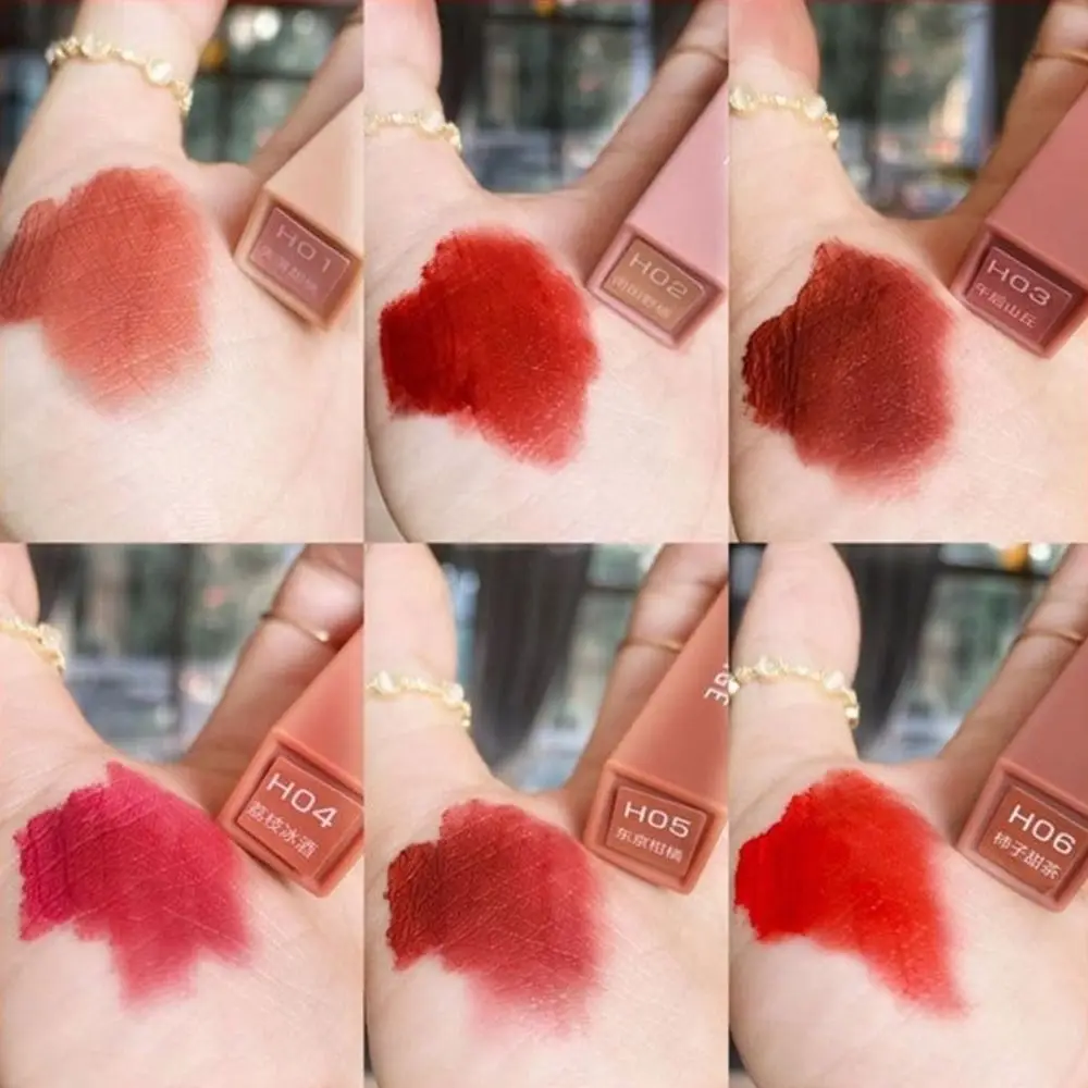 New Matte Finish Velvet Lip Gloss Mist Texture Long Lasting Glossy Lipstick Non-Sticky Watery Texture Lip Tint Cream for Girls