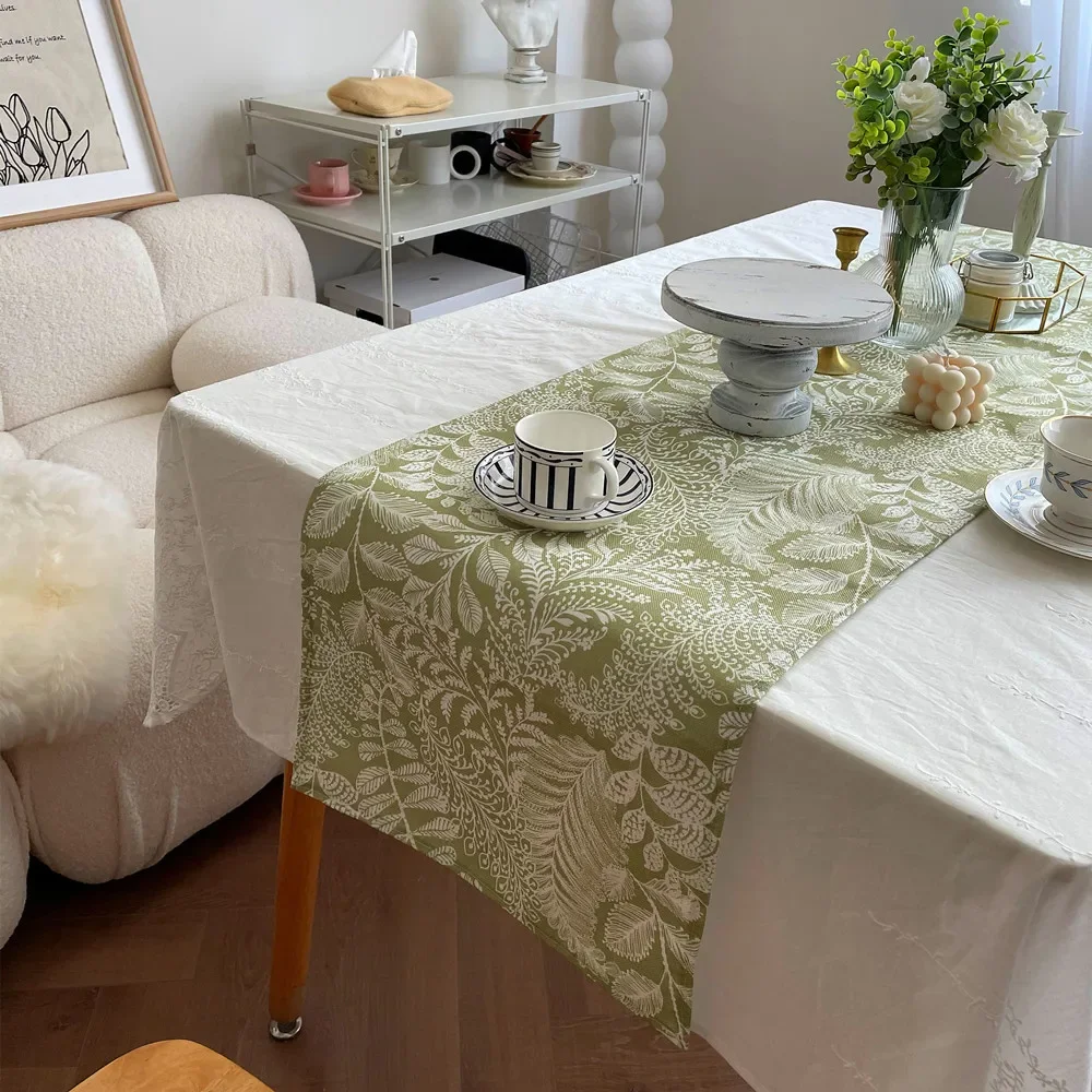 Spring Pastoral Style Table Runner with Waterproof Green Plant and Flower Print for Home Decoration Coffee Table Decor Mariage