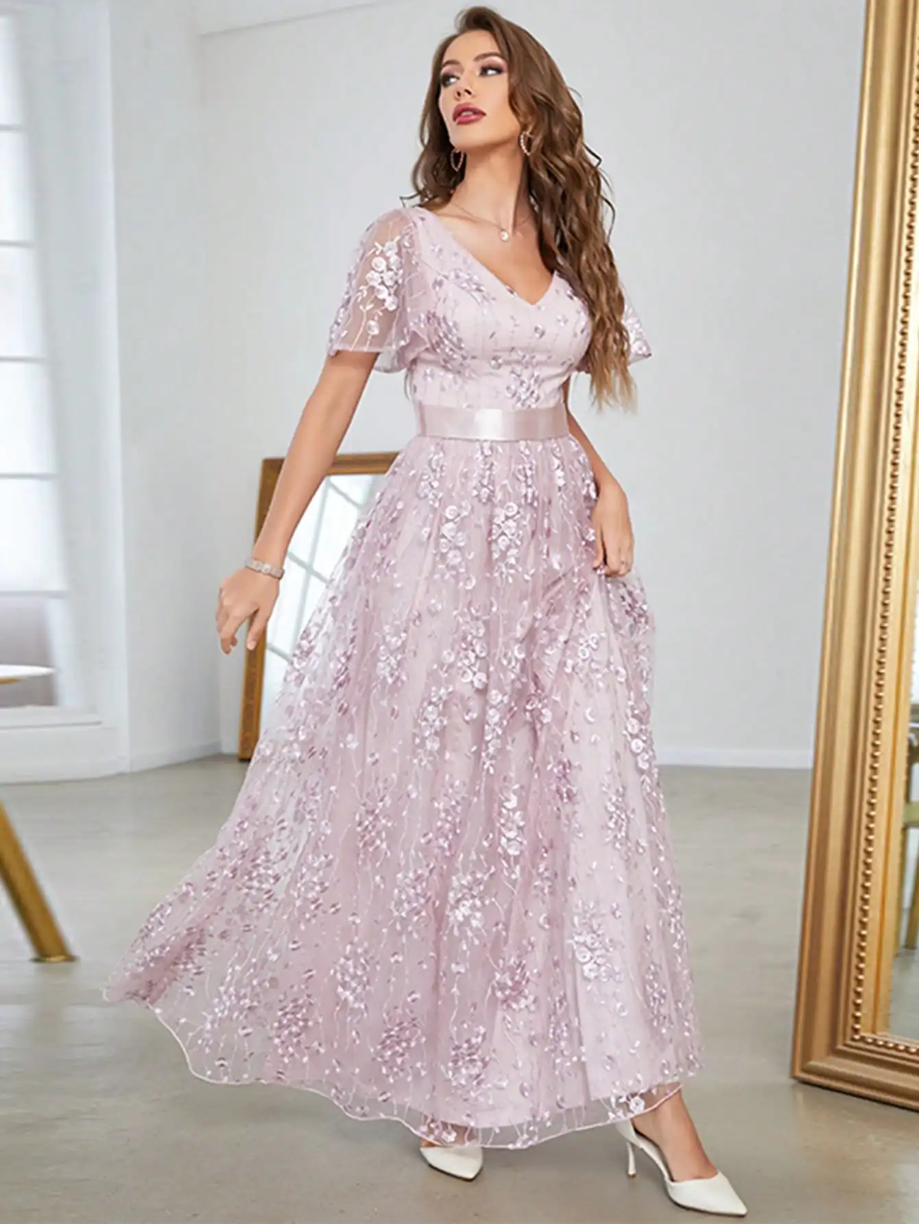 Mgiacy V-neck Romantic embroidered lace flared sleeves full skirt Evening gown Ball dress Party dress Bridesmaid dress