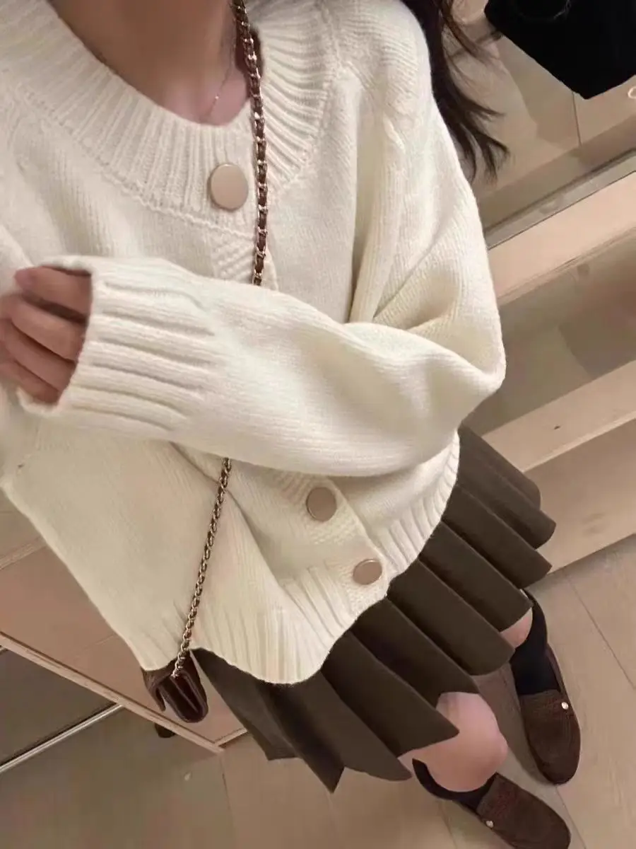 

100% Merino Wool Women's Round Neck Cardigan Button Down Autumn Winter Thick Casual Fashion Cashmere Knitted Sweater