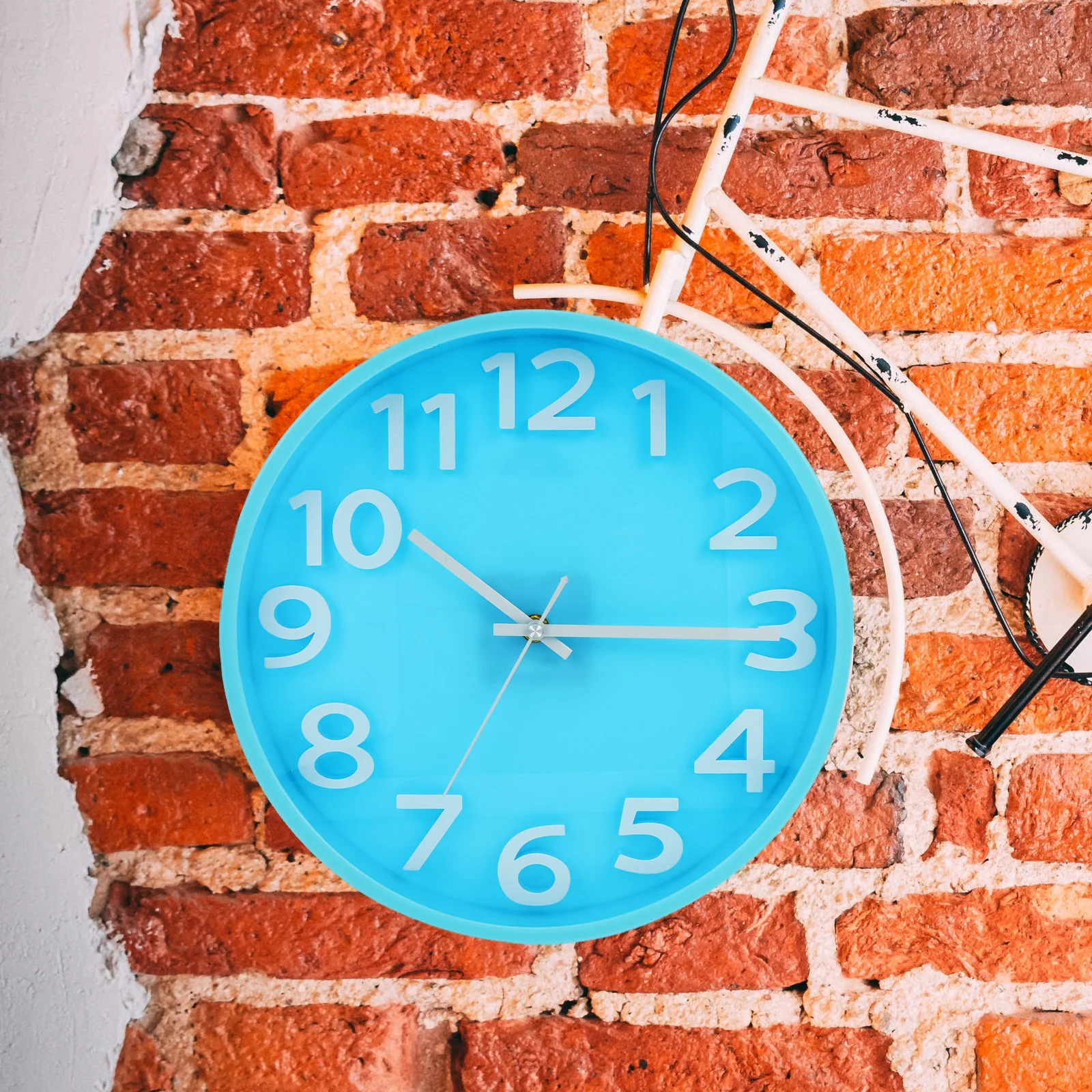 

Round Wall Clock Plastic Office Vintage Large Display Silent Circular Shape Hanging Save Space Accurate Timekeeping