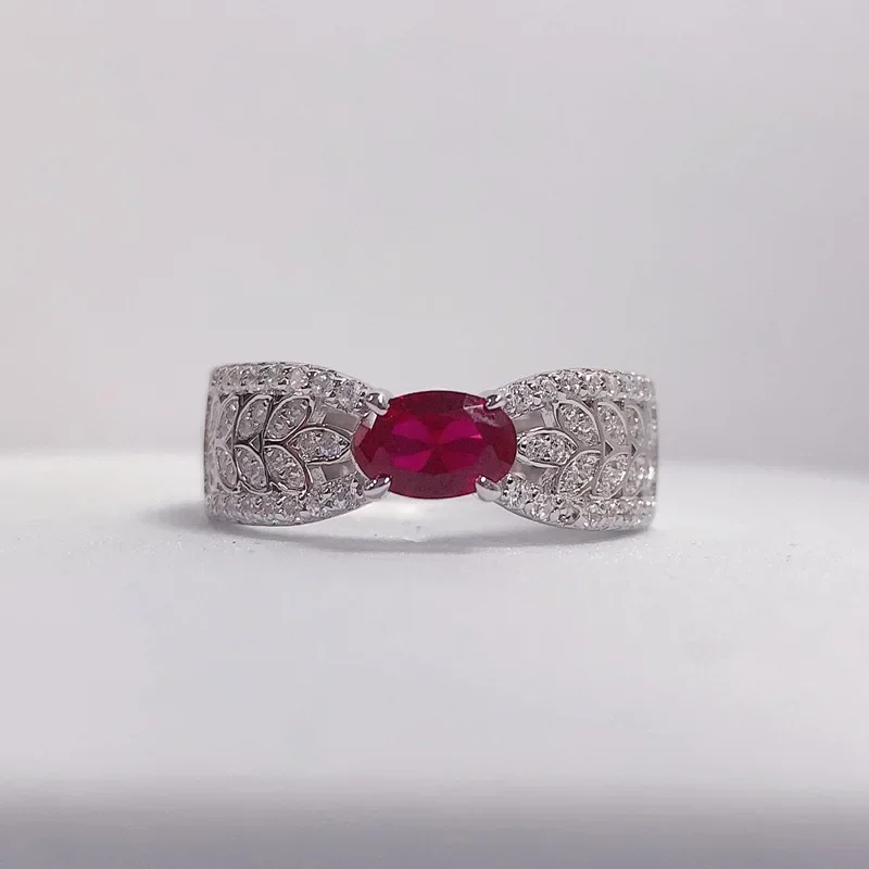 

Solid 14K White Gold AU585 Platinum PT950 Egg-shaped diamond ring wheat cut-out color diamond pigeon blood red shaped