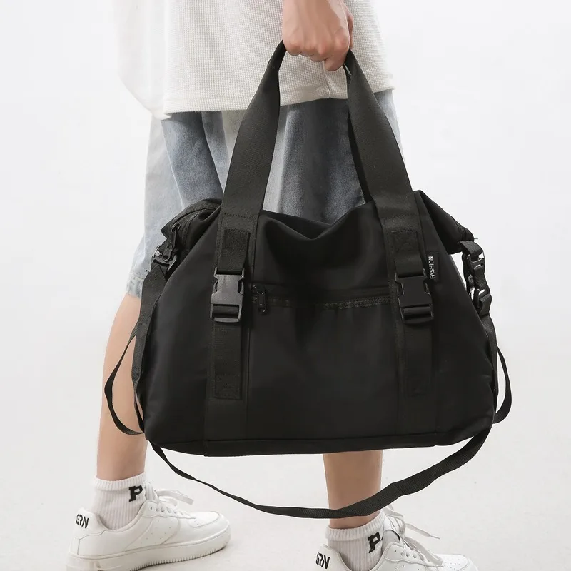 

1pcs Large Capacity Outdoor Travel Casual Shoulder Bag Daily Commute Lightweight Crossbody Bag Versatile Nylon Tote