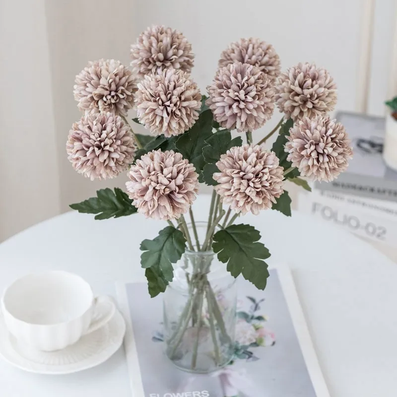 10/15 Stück Künstliche Blumen Seidenkugel Chrysantheme Hochzeits-Brautstrauß Heimtisch Fensterbank Festival-Deko DIY-Geschenk Bühnenrequisiten – Detail 3