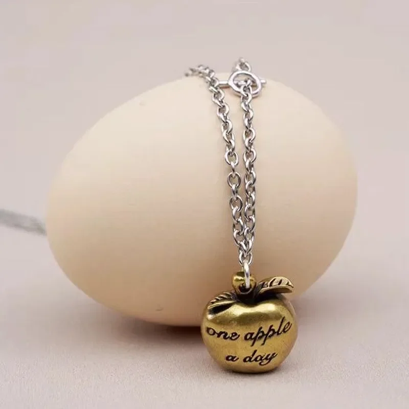Ping An Fruit OT Buckle Short Necklace Niche High-end Fashion Versatile Pendant New Year's Clavicle Chain