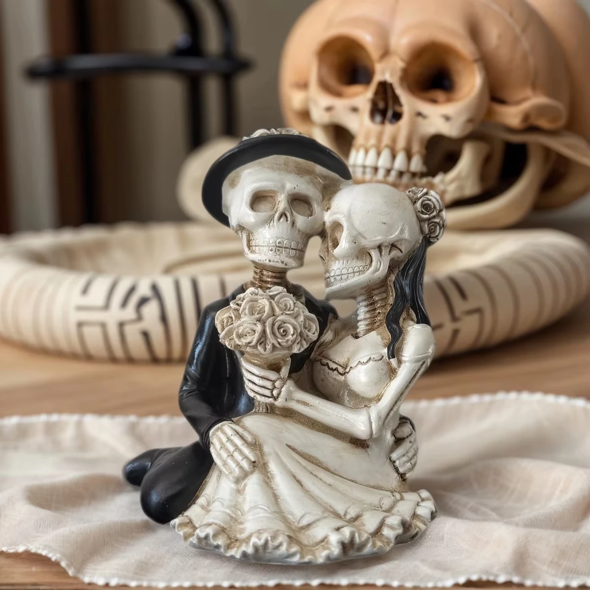 1 Piece Skeleton Couple Ornament - Gothic Romantic Resin Art Decoration, Halloween Decoration, Unique Home and Escape Game Room