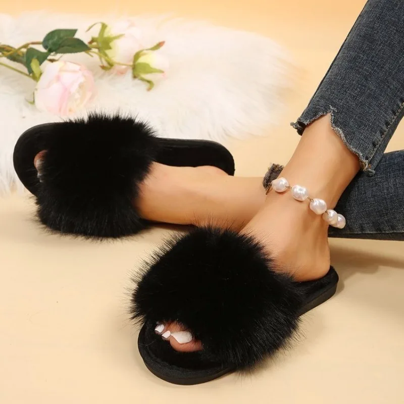 Winter 2026 Women's Fashion Fur Slippers Fluffy and Cute Plush Women's Luxury Outdoor Anti Slip Durable Flat Bottom Slippers