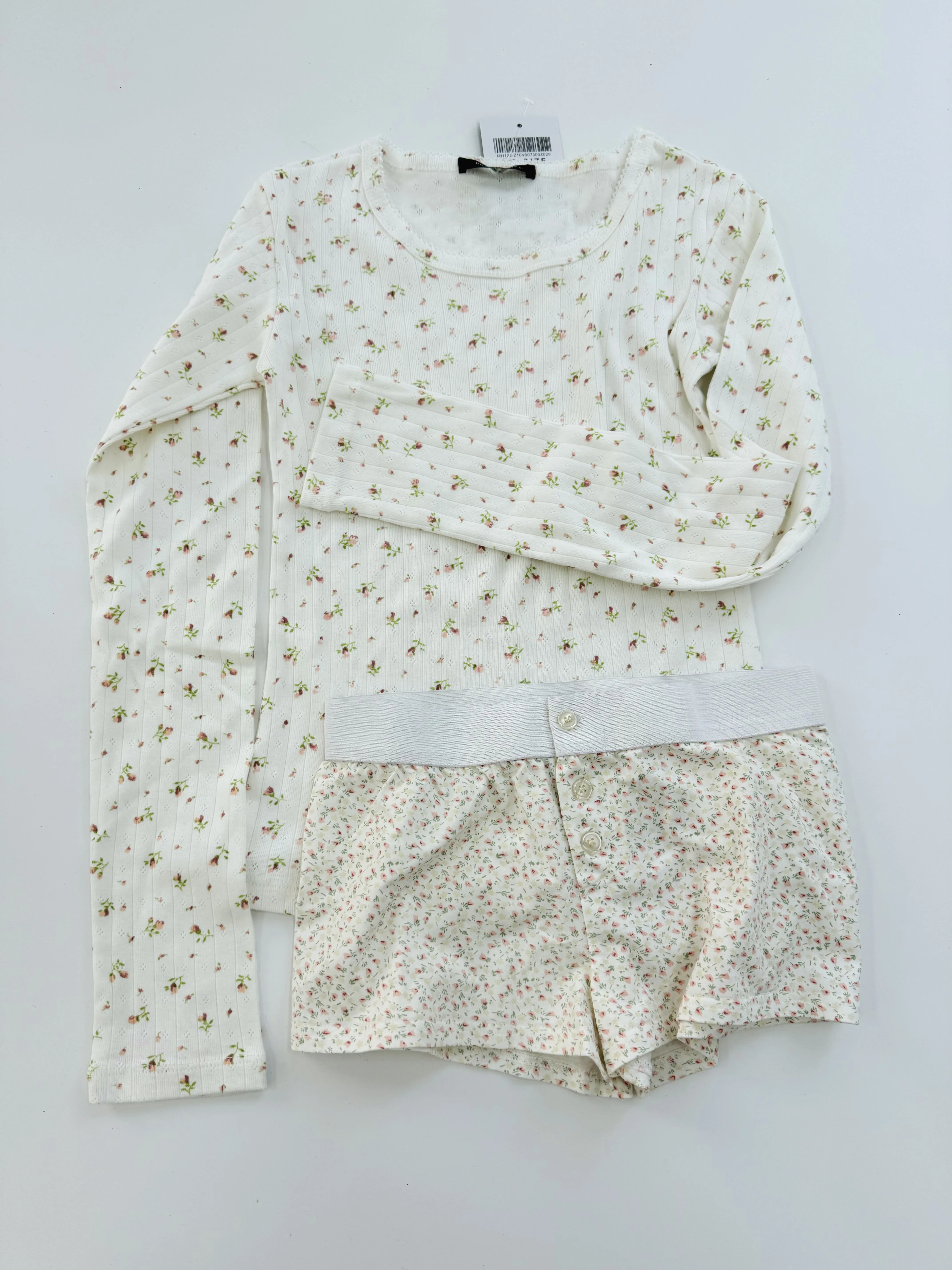 

Футболка с длинными рукавами и шортами с кружевной отделкой, женский комплект из хлопка, милая домашняя пижама, комплекты из 2 предметов, тонкие футболки + эластичный прямой свитшот