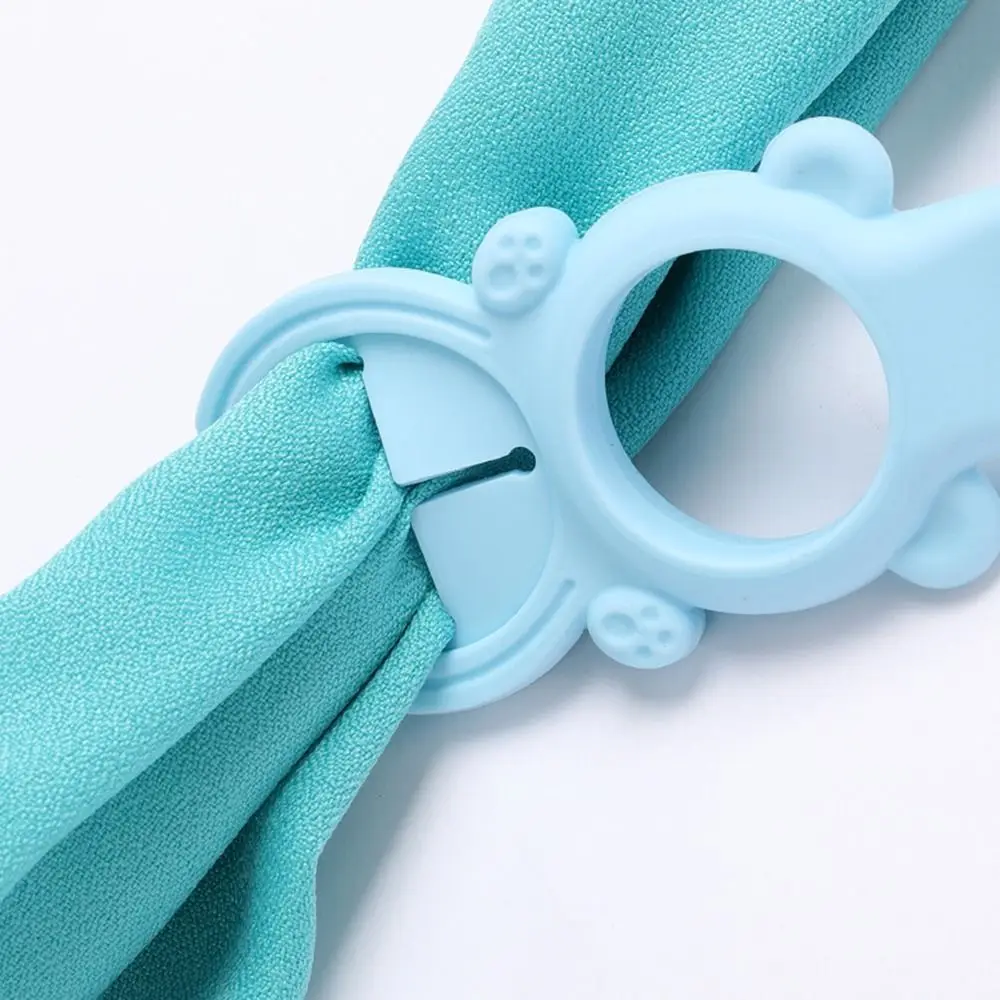 Portable Aluminum Silicone Water Bottle Buckle Easy To Use Cycling Tool Carabiner Clip Towel Hook Clip