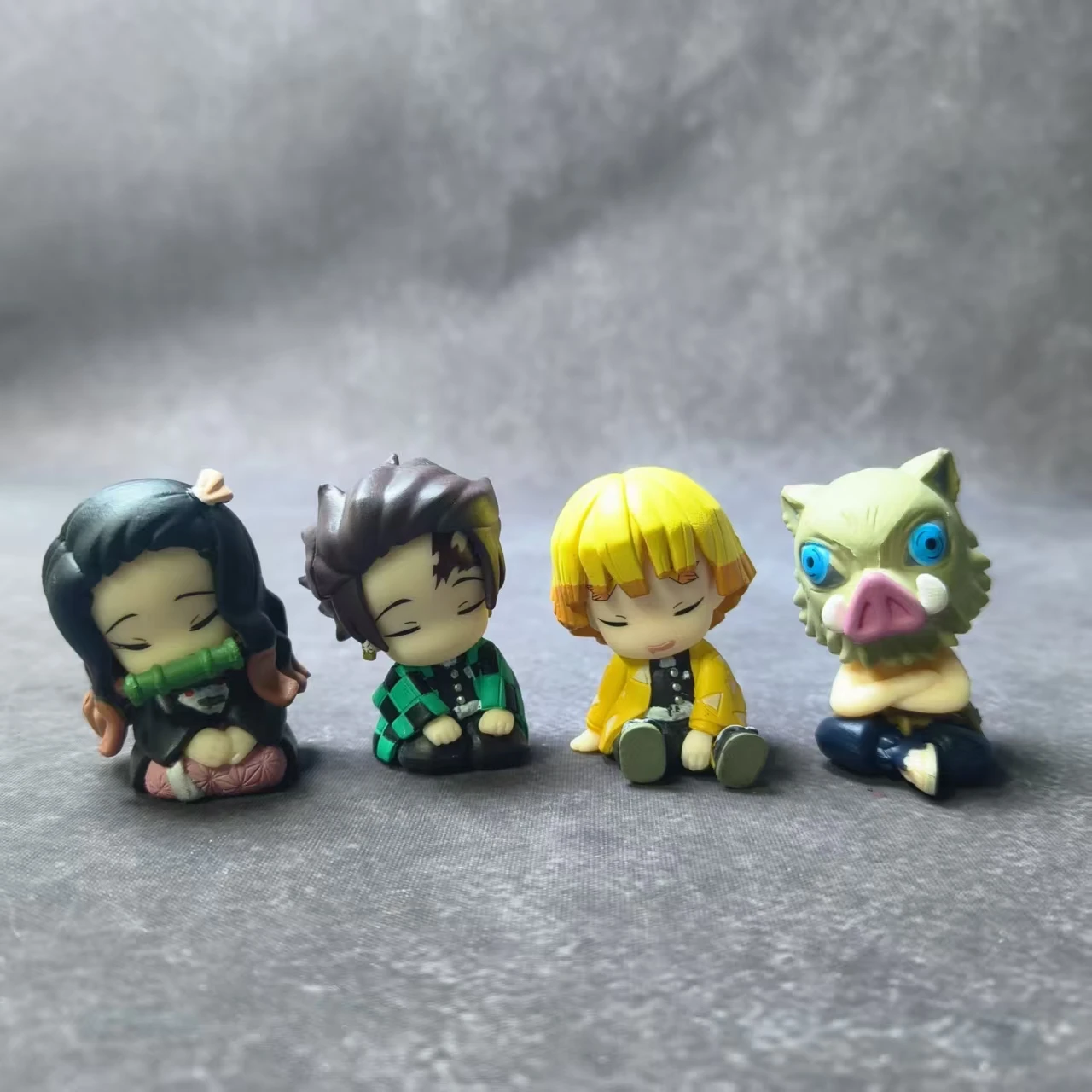 

4 шт./компл. демонстрационное издание Q Edition Gk Kamado Tanjirou Kamado Nezuko плечо к плече сна настольное украшение модель игрушка в подарок