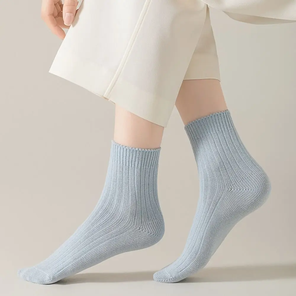 

10 пар мягких носков ярких цветов до середины икры, дышащие женские чулочно-носочные изделия, носки средней длины, простые милые носки для женщин и девочек