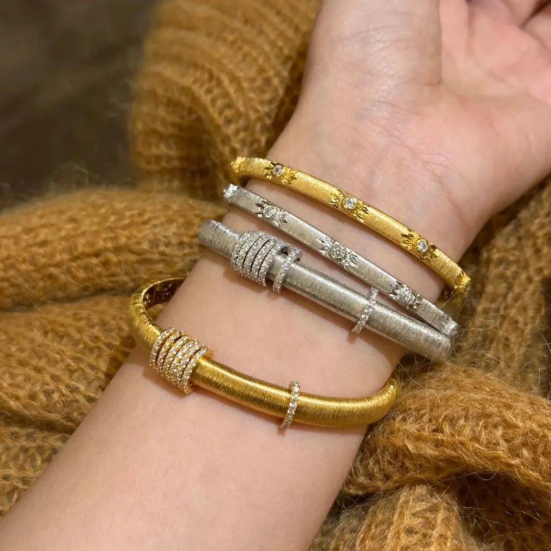 Italian Luxury Bracelet Bangles with Weave Pattern and Golden Carving