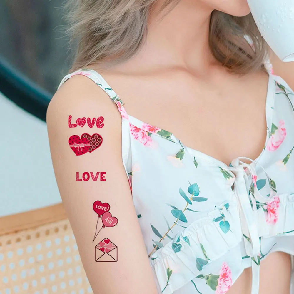 10 أوراق وشم مؤقت مقاوم للماء لعيد الحب ديكور الجسم على شكل قلب الحب قبلة وشم مزيف للنساء ملصقات الزفاف